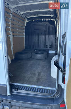 Грузовой фургон Renault Master 2016 в 