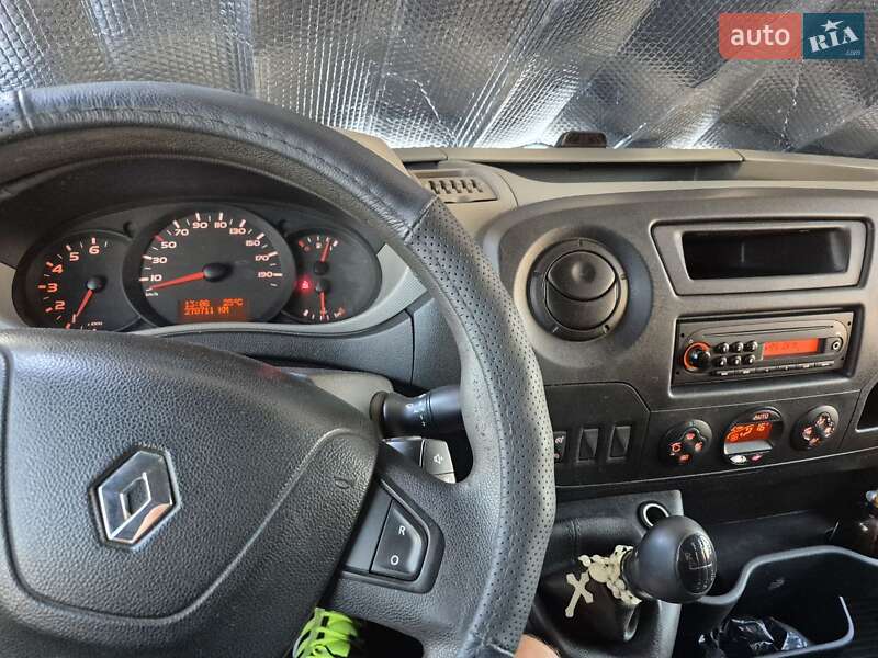 Грузовой фургон Renault Master 2011 в Киеве