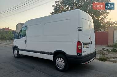 Грузовой фургон Renault Master 2004 в 