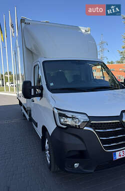 Грузовой фургон Renault Master 2021 в 