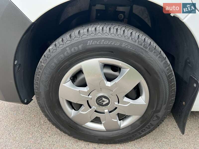 Тентованый Renault Master 2022 в Киеве