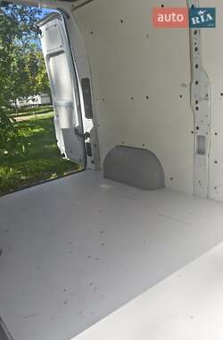 Грузовой фургон Renault Master 2016 в 