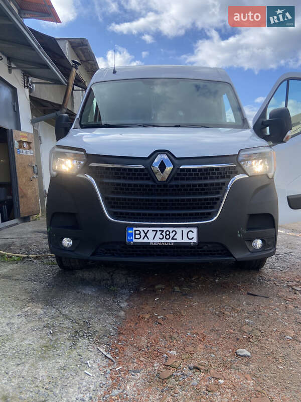 Вантажний фургон Renault Master 2020 в Хмельницькому
