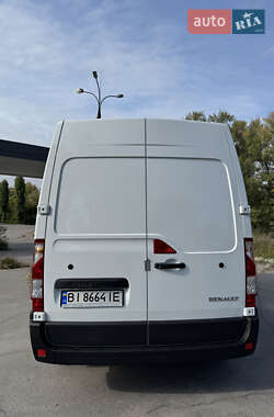 Грузовой фургон Renault Master 2024 в 