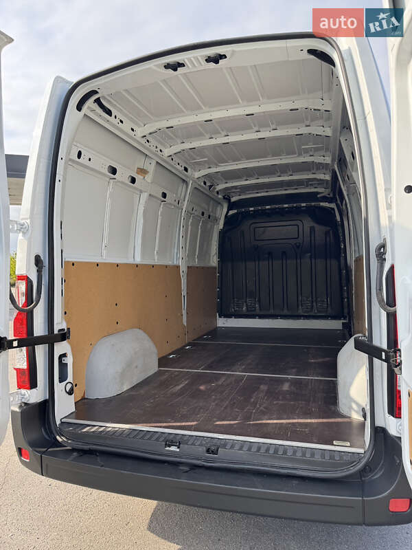 Грузовой фургон Renault Master 2024 в Кременчуге