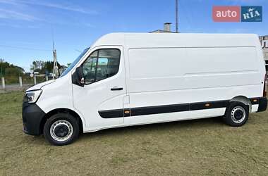 Грузовой фургон Renault Master 2023 в 