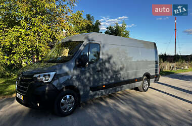 Грузовой фургон Renault Master 2022 в 