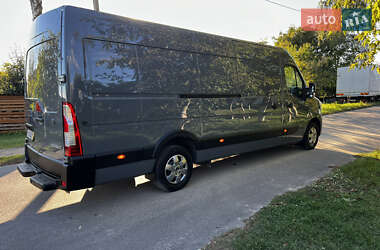 Грузовой фургон Renault Master 2022 в 