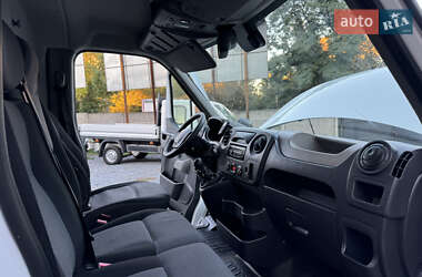 Грузовой фургон Renault Master 2016 в 
