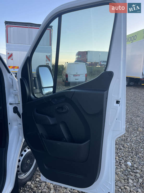 Грузовой фургон Renault Master 2020 в Львове