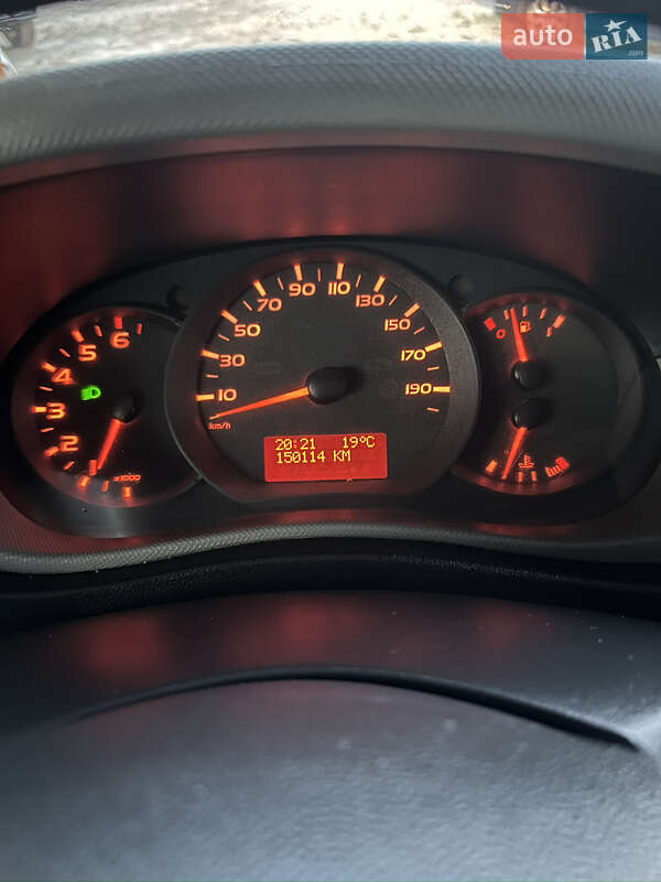 Грузопассажирский фургон Renault Master 2016 в Львове