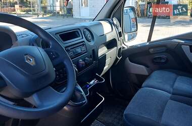 Грузовой фургон Renault Master 2017 в 
