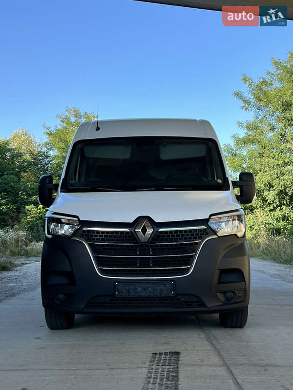 Грузовой фургон Renault Master 2020 в Коростене