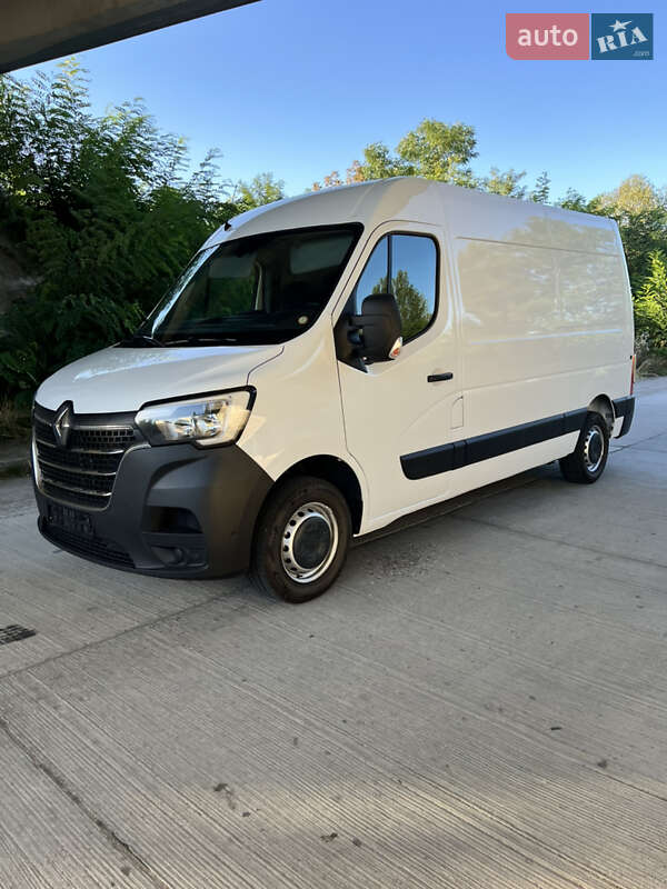 Грузовой фургон Renault Master 2020 в Коростене
