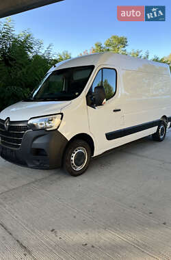 Грузовой фургон Renault Master 2020 в 
