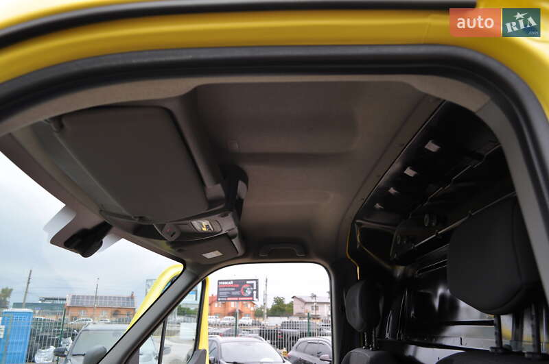 Вантажний фургон Renault Master 2021 в Києві фото 74 Вантажний фургон Renault Master 2021 в Києві
