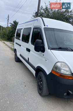 Вантажопасажирський фургон Renault Master 2008 в Почаєві
