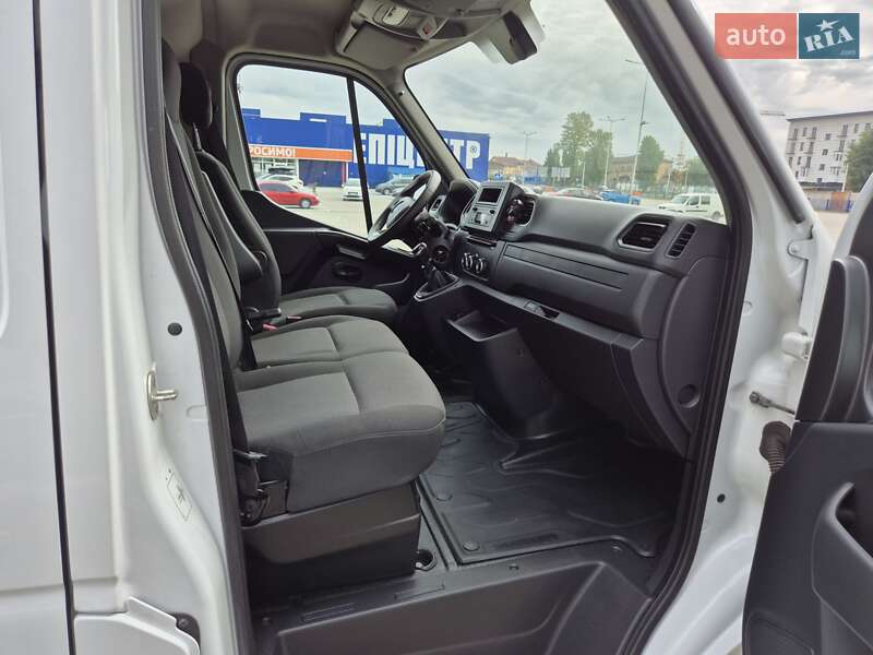 Грузовой фургон Renault Master 2020 в Тернополе