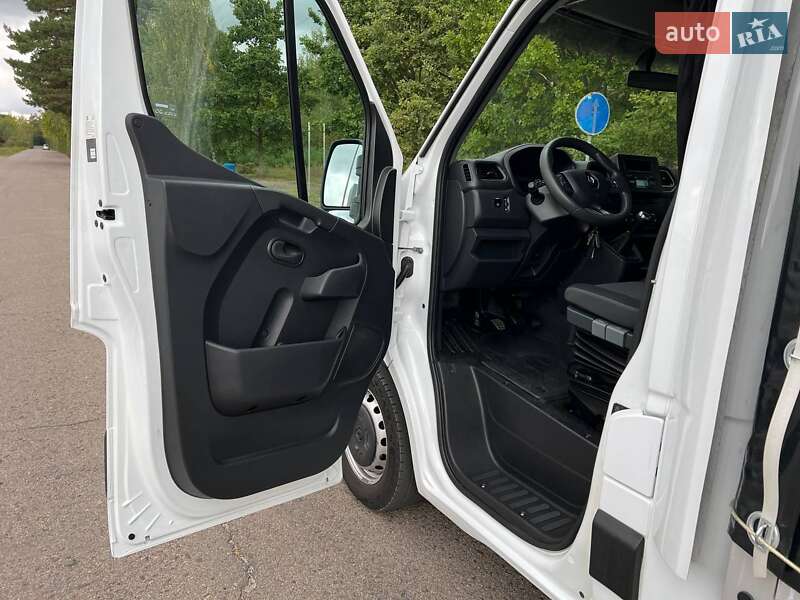 Тентованый Renault Master 2022 в Киеве