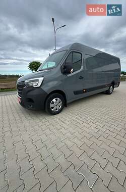Грузовой фургон Renault Master 2023 в 