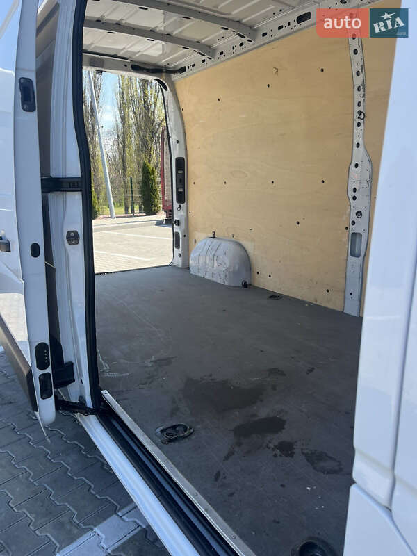 Вантажний фургон Renault Master 2020 в Києві