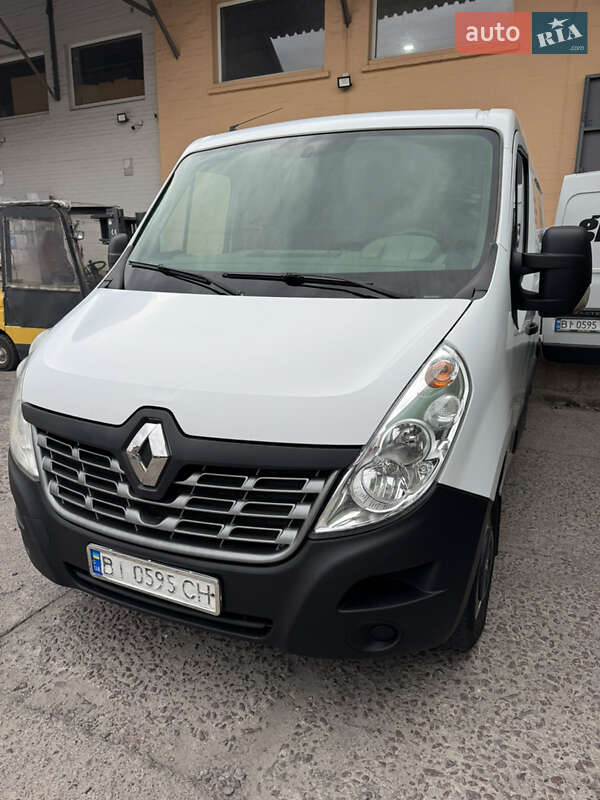 Грузовой фургон Renault Master 2016 в Полтаве