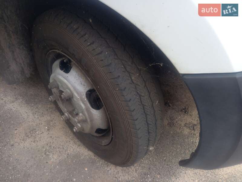 Грузовой фургон Renault Master 2012 в Черкассах