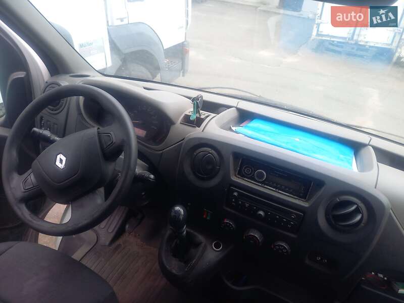 Грузовой фургон Renault Master 2012 в Черкассах