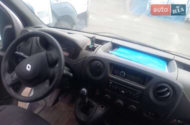 Грузовой фургон Renault Master 2012 в 