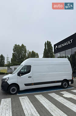 Грузовой фургон Renault Master 2023 в 