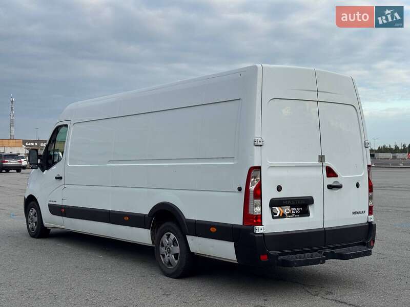 Грузовой фургон Renault Master 2017 в Львове