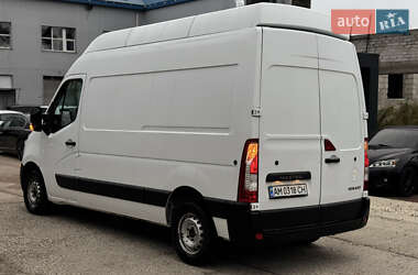 Грузовой фургон Renault Master 2017 в 