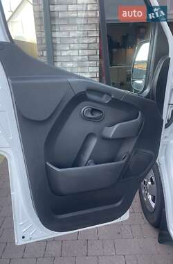 Тентованый Renault Master 2022 в 