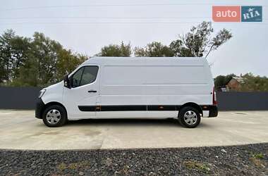 Грузовой фургон Renault Master 2022 в 