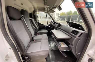 Грузовой фургон Renault Master 2022 в 