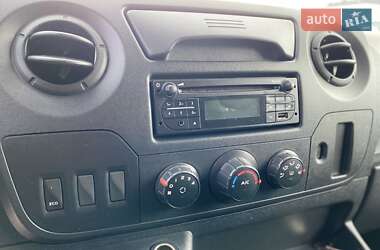 Грузовой фургон Renault Master 2018 в 