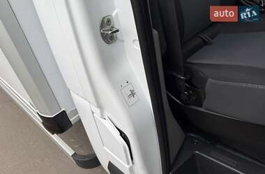 Грузовой фургон Renault Master 2019 в 