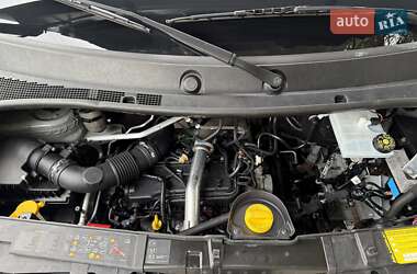 Грузовой фургон Renault Master 2019 в 