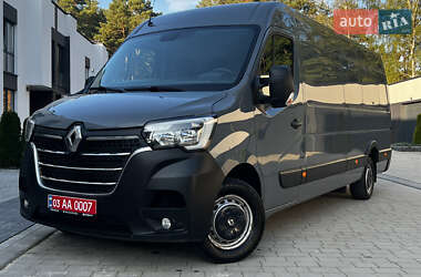 Грузовой фургон Renault Master 2022 в 