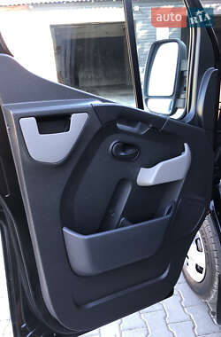 Микроавтобус Renault Master 2017 в 