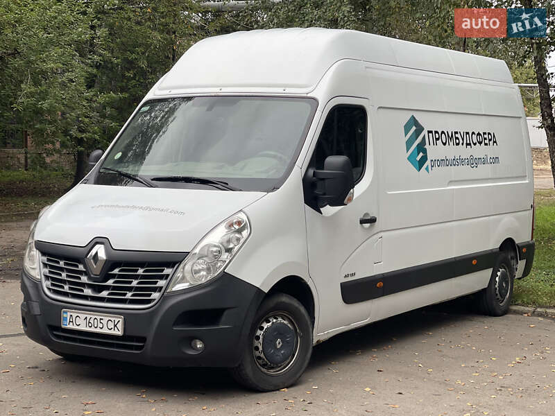 Грузовой фургон Renault Master 2016 в 