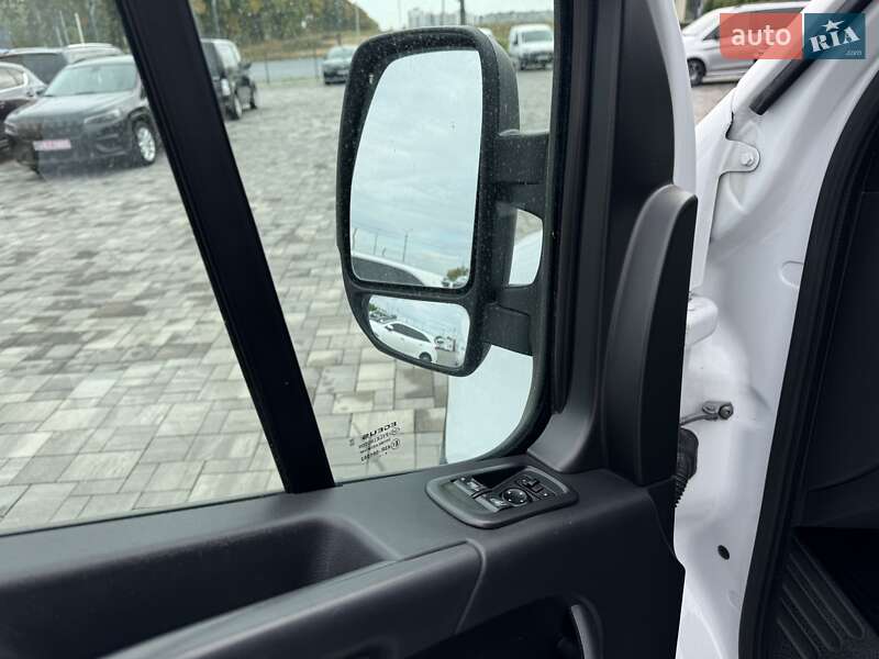 Грузовой фургон Renault Master 2020 в Ровно
