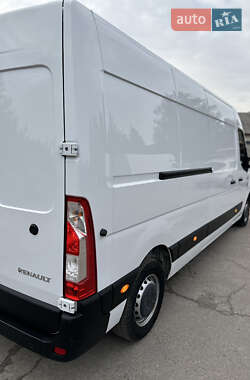 Грузовой фургон Renault Master 2021 в 