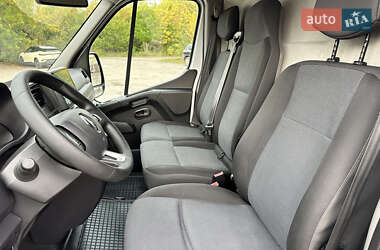 Грузовой фургон Renault Master 2021 в 