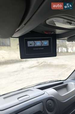 Грузовой фургон Renault Master 2016 в 