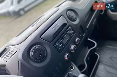 Грузовой фургон Renault Master 2018 в 