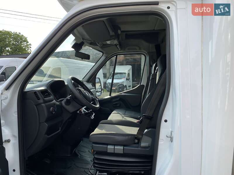 Тентованый Renault Master 2021 в Хусте