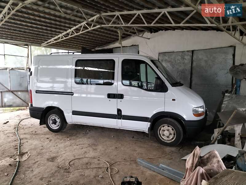 Грузовой фургон Renault Master 1998 в Куликовке