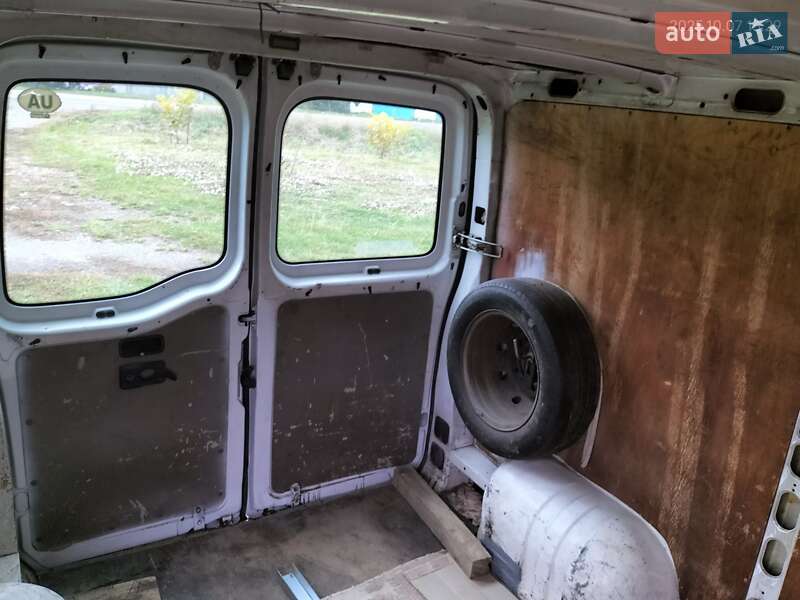 Грузовой фургон Renault Master 1998 в Куликовке