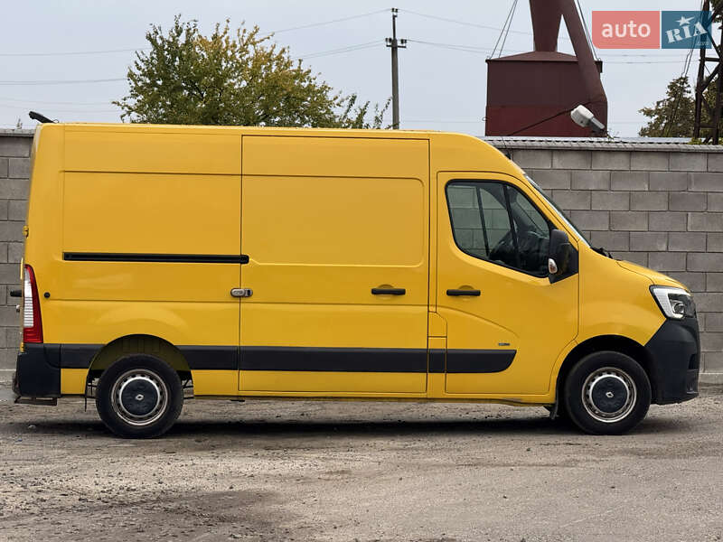 Микроавтобус грузовой (до 3,5т) Renault Master 2020 в Сарнах